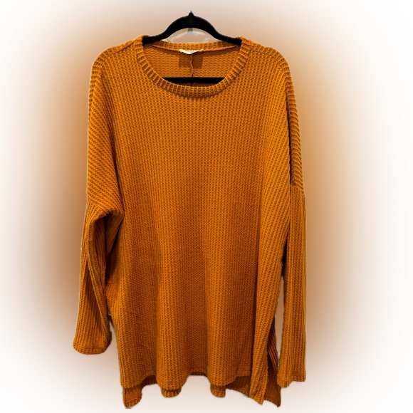 Long sleeve and long canke knit sweater in 1X (runs big)! Gold. - Picture 1 of 2